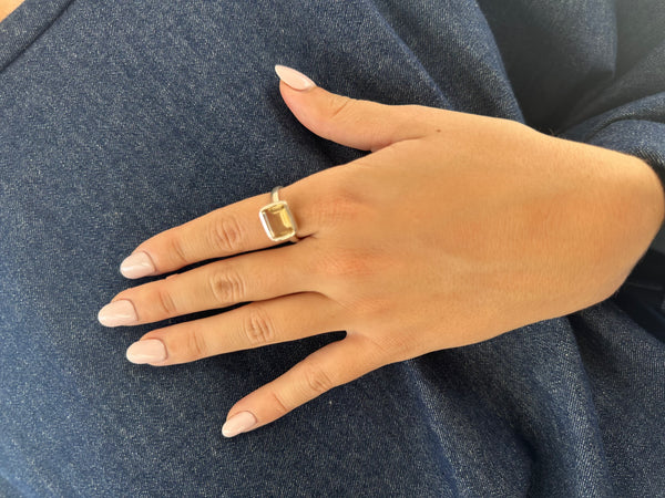 Small Rectangular Ring Citrine