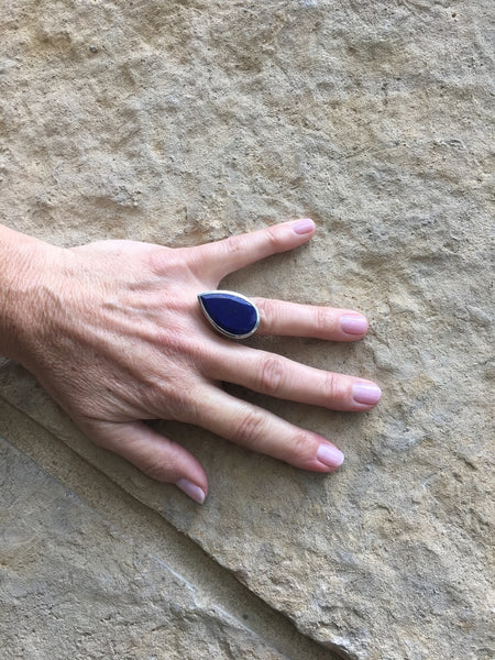 Modern Paisley Cocktail Ring Lapis Lazuli 8