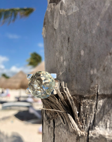 Da Vinci Four Prong Capri Cocktail Ring Green Amethyst