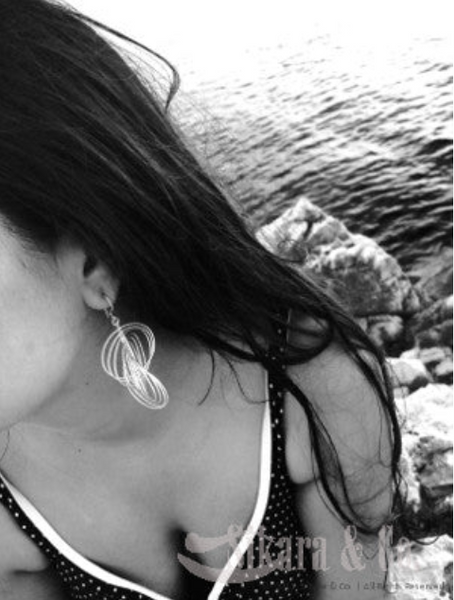 Gold Plated Onze Circulo Step Earrings