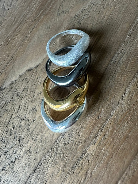 Gold Plated Bilbao Wave Band