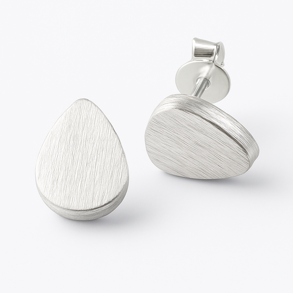 Tränen Form Brushed Studs