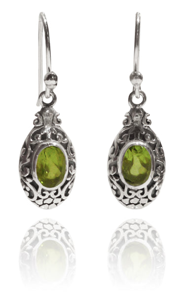 Small Bali Oval with Stone Earrings Peridot