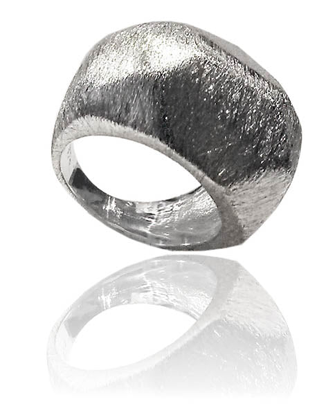 Bilbao Angular Dome Ring