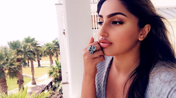 Slim Flower Cocktail Ring Green Amethyst and Lemon Topaz