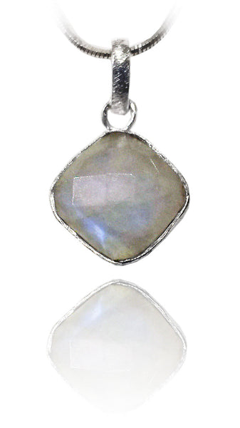 Diagonal Arabesque Pendant White Moontone