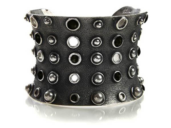 Stone and Stud Cuff Black Onyx
