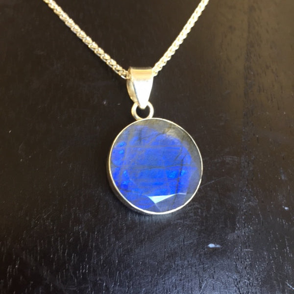 Gemstone Circle Pendant