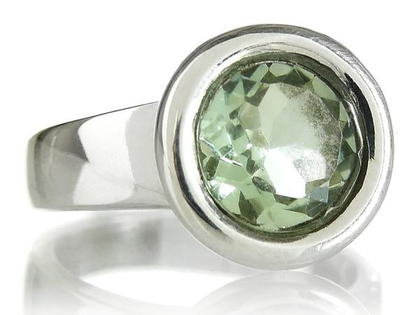 Barcelona Gaudi Circle Classic Stone Ring Green Amethyst