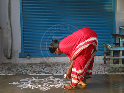 India: Coloring Time