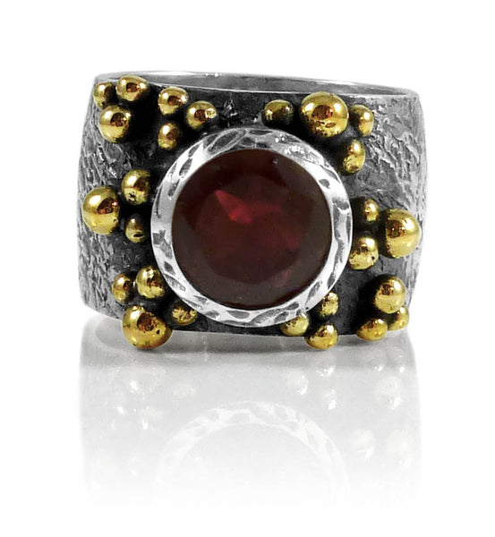 Haifa Garden Ring with Stone Garnet