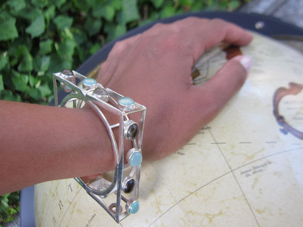 Square Bangle with Stones (Aqua Chalcedony/Smokey Quartz)