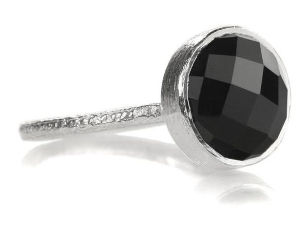 Capri Medium Stackable Circle Ring Black Onyx