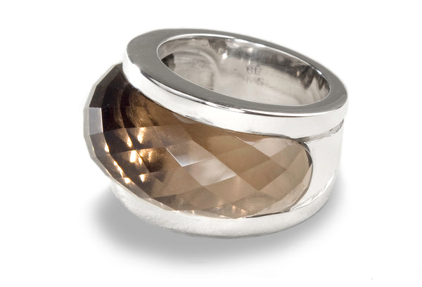Curved Venetian Faceted Cocktail Band Smokey Quartz
