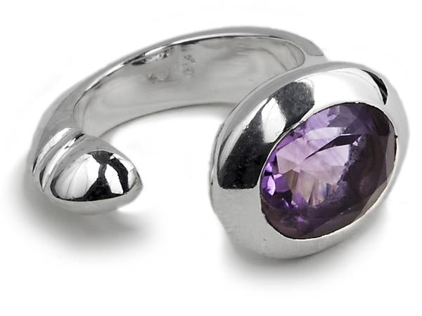 Oval Maidan Ring Amethyst