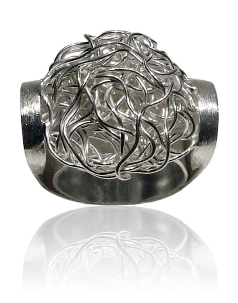 Criss Cross Ring with Brushed Band