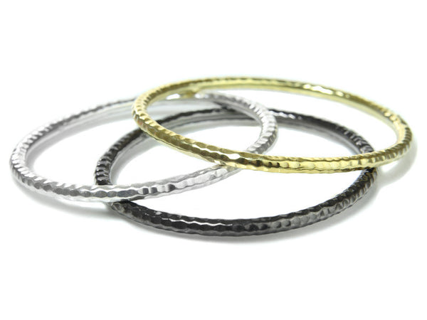 Oval hammered Tri-Set Bangle