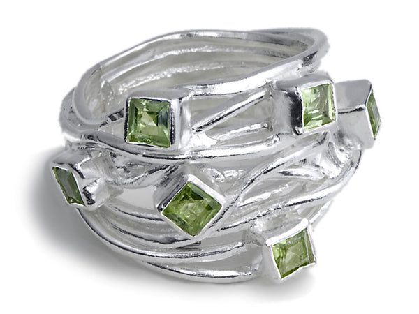 Geometric Stone Set in Wire Twist (Peridot)