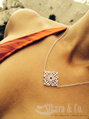 Silver Arabesque Flower Necklace with Toggle