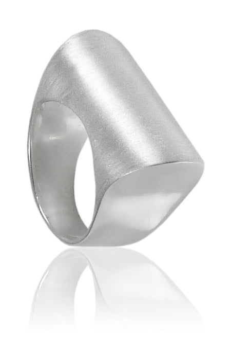 Bilbao Wave Band Sterling Silver