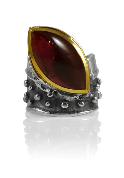 Tel Aviv Crowned Jewel Ring Garnet